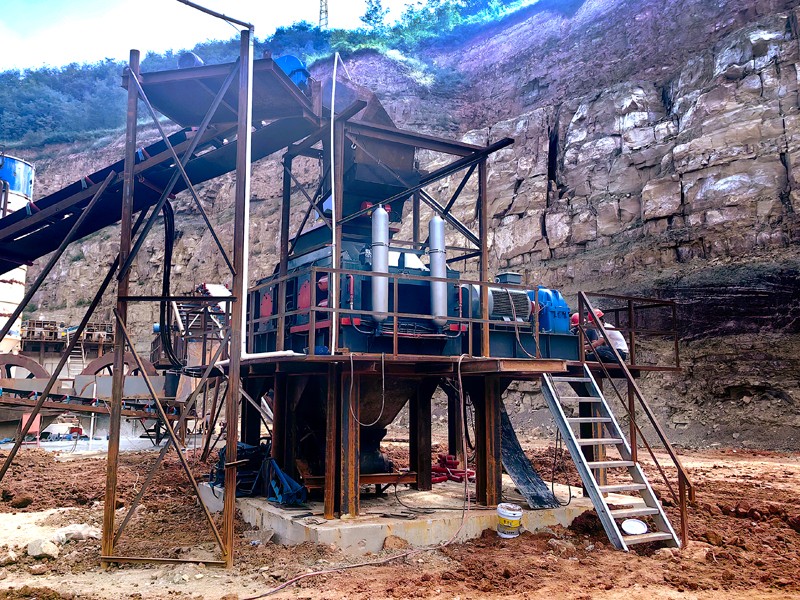 對輥機(jī)_小型對輥機(jī),磚廠用對輥機(jī)設(shè)備,對輥細(xì)碎機(jī),對滾破碎機(jī)價格 對輥機(jī)_小型對輥機(jī),磚廠用對輥機(jī)設(shè)備,對輥細(xì)碎機(jī),對滾破碎機(jī)價格