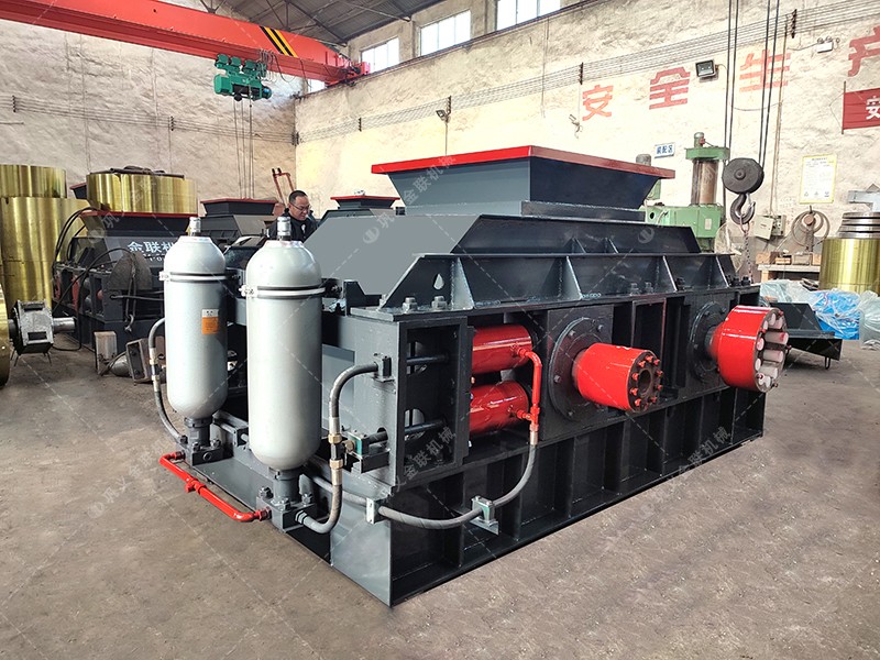 石料廠破碎機-砂石料生產(chǎn)設備-石料粉碎機器價格